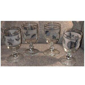 Vintage Libbey Frosted Silver Leaf Footed Water Wine Glasses 5.5" (Set of 4)